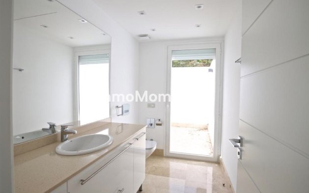 Revente - Villa - Marbella - Las Brisas