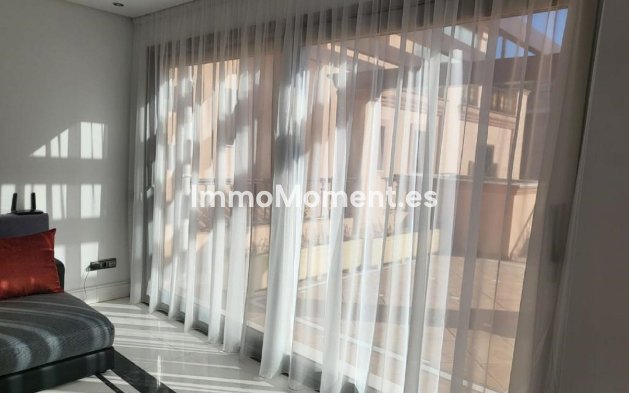 Wiederverkauf - Wohnung - Marbella - Puerto Banús