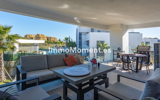 Resale - Apartment - Estepona - Selwo