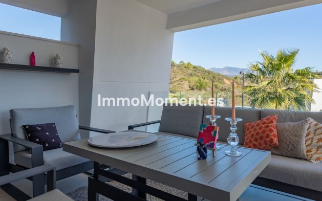 Resale - Apartment - Estepona - Selwo