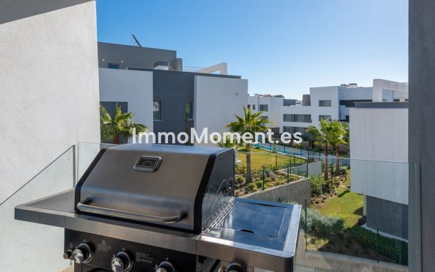 Resale - Apartment - Estepona - Selwo