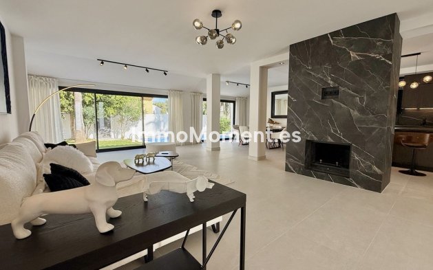 Revente - Villa - Marbella - Nueva Andalucía