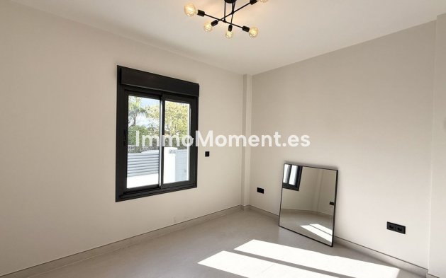 Revente - Villa - Marbella - Nueva Andalucía