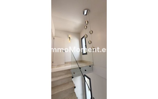 Revente - Villa - Marbella - Nueva Andalucía