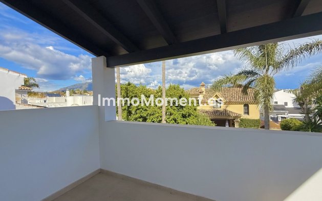 Revente - Villa - Marbella - Nueva Andalucía