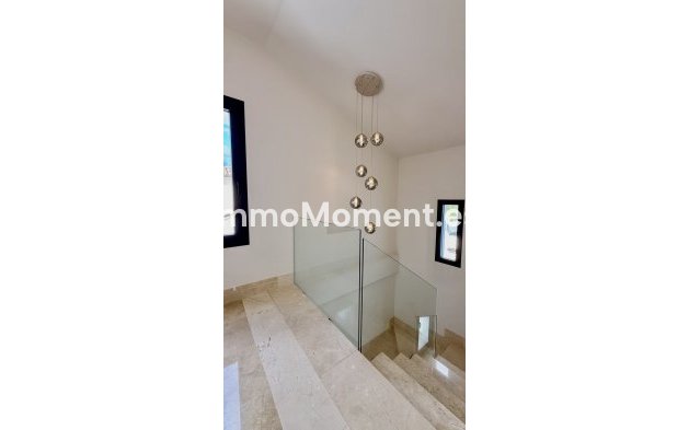 Revente - Villa - Marbella - Nueva Andalucía