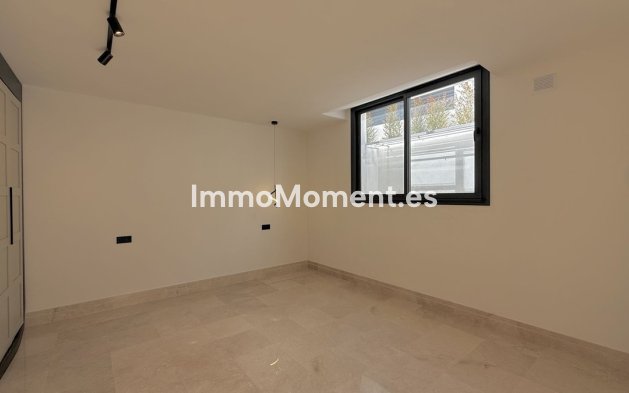 Revente - Villa - Marbella - Nueva Andalucía