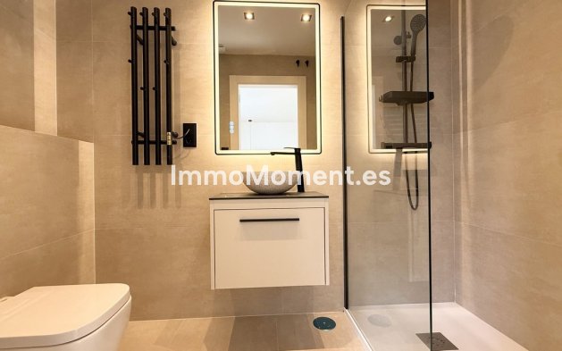 Revente - Villa - Marbella - Nueva Andalucía