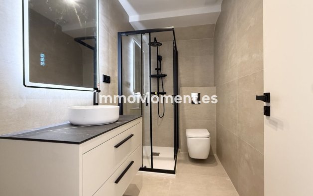 Revente - Villa - Marbella - Nueva Andalucía