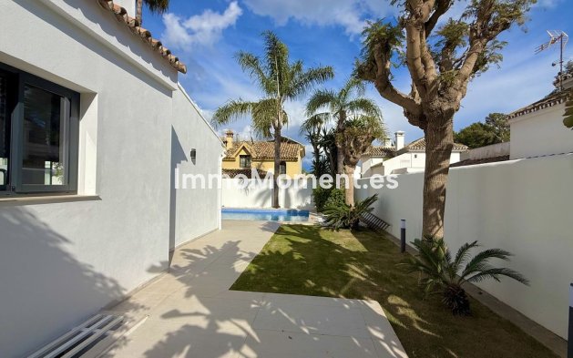 Revente - Villa - Marbella - Nueva Andalucía