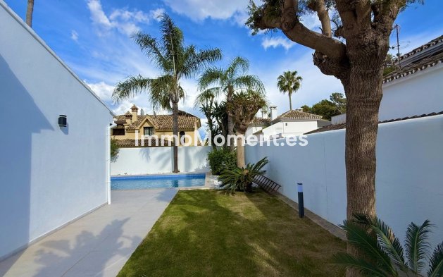 Revente - Villa - Marbella - Nueva Andalucía