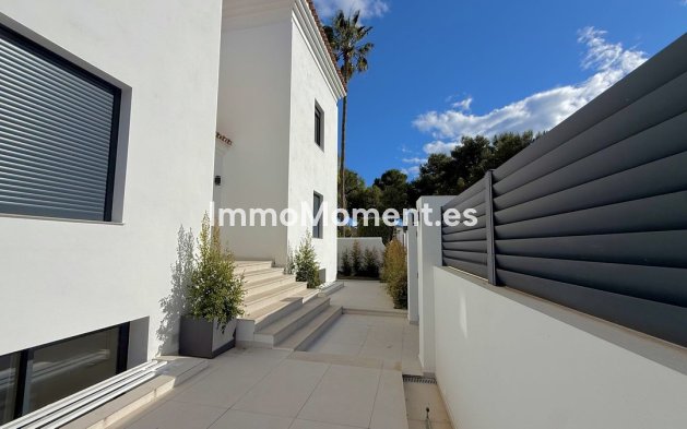 Revente - Villa - Marbella - Nueva Andalucía