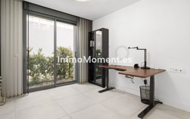 Resale - Apartment - Marbella - Marbella Centro