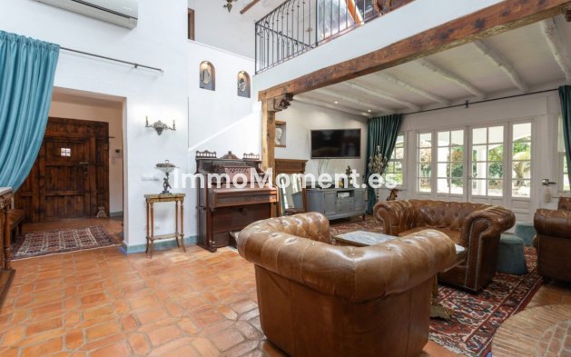 Wiederverkauf - Villa - Marbella - Guadalmina Baja