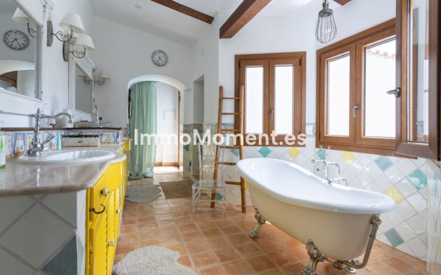 Wiederverkauf - Villa - Marbella - Guadalmina Baja