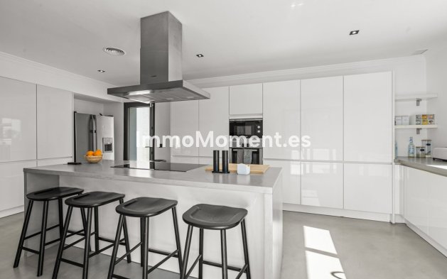 Wiederverkauf - Villa - Estepona  - Estepona Centro