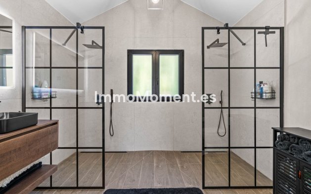 Wiederverkauf - Villa - Estepona  - Estepona Centro