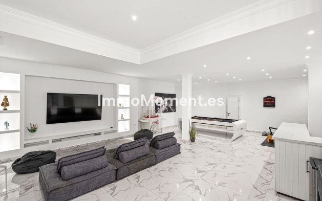 Wiederverkauf - Villa - Estepona  - Estepona Centro