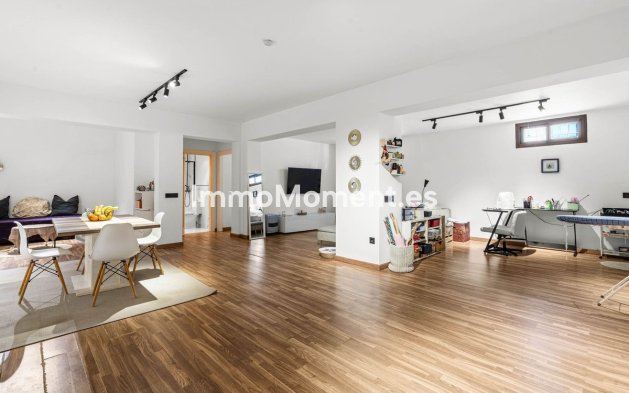 Wiederverkauf - Villa - Estepona  - Estepona Centro