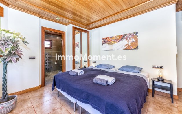 Resale - Villa - Benalmadena - Benalmadena Costa