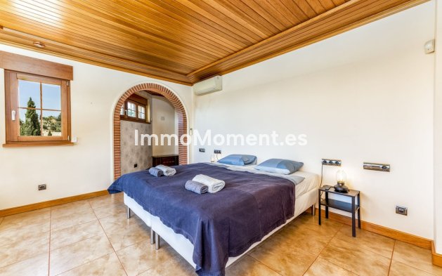 Resale - Villa - Benalmadena - Benalmadena Costa