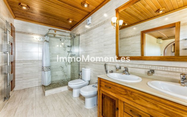 Resale - Villa - Benalmadena - Benalmadena Costa