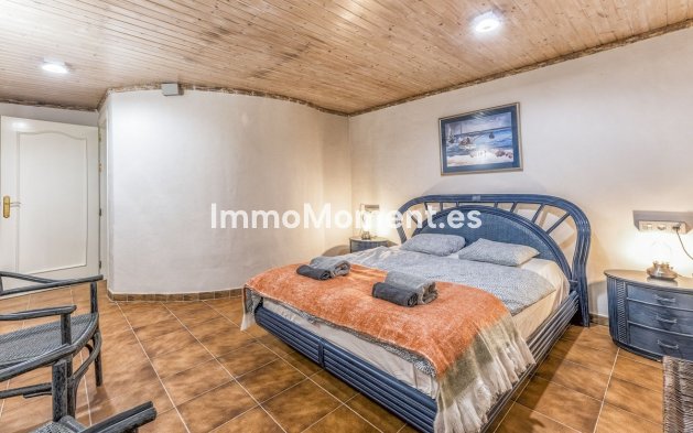 Resale - Villa - Benalmadena - Benalmadena Costa