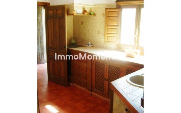 Revente - Maison de campagne - Intérieur                       - Alora