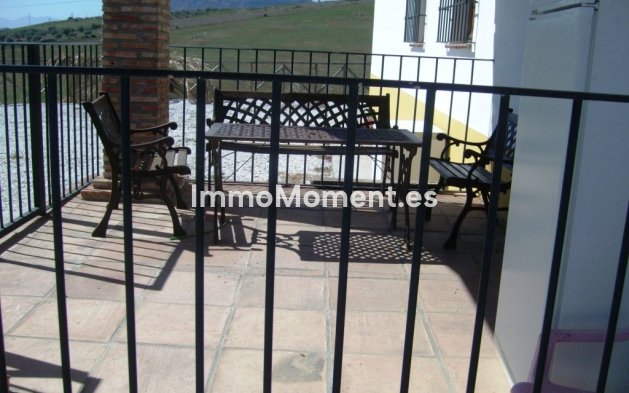 Revente - Maison de campagne - Intérieur                       - Alora