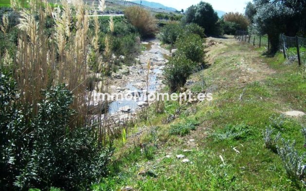 Revente - Maison de campagne - Intérieur                       - Alora