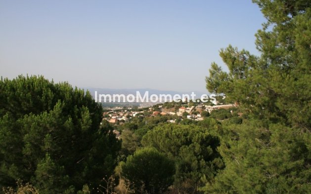 Reventa - Terreno - Interior  - Alhaurín de la Torre