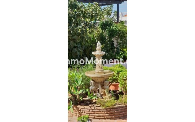 Wiederverkauf - Villa -   Inländisch - Alhaurín de la Torre