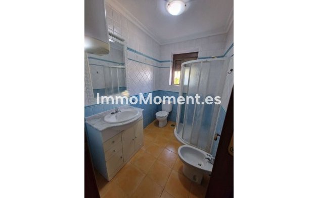 Wiederverkauf - Villa -   Inländisch - Alora