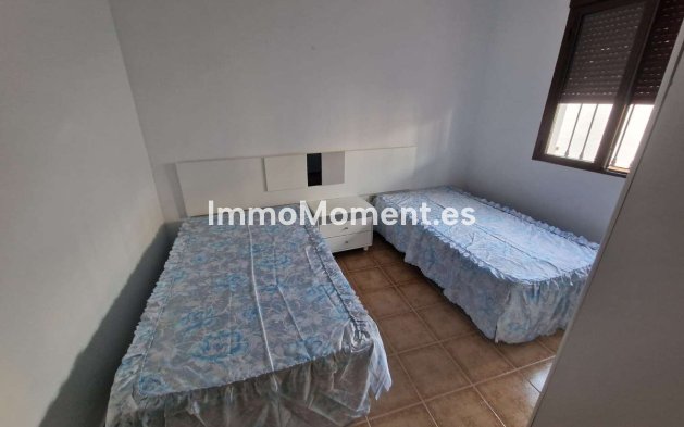 Wiederverkauf - Villa -   Inländisch - Alora