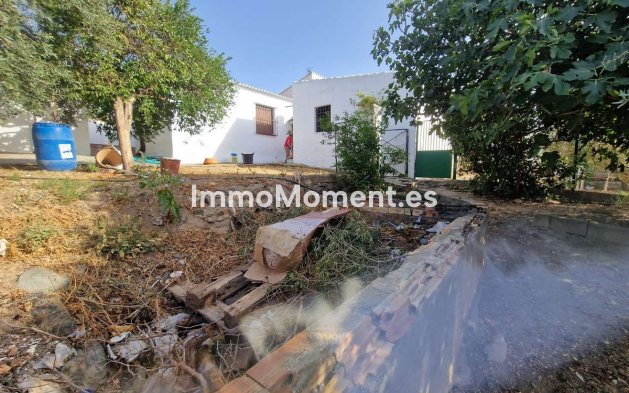 Wiederverkauf - Villa -   Inländisch - Alora