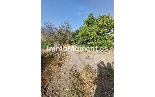 Wiederverkauf - Villa -   Inländisch - Alora