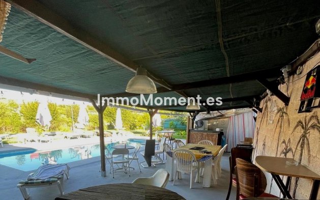 Bestaande woning - Villa - Binnenland  - Alhaurín el Grande Centro