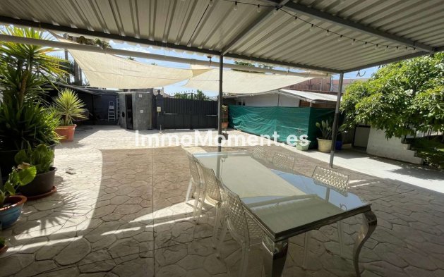 Bestaande woning - Villa - Binnenland  - Alhaurín el Grande Centro