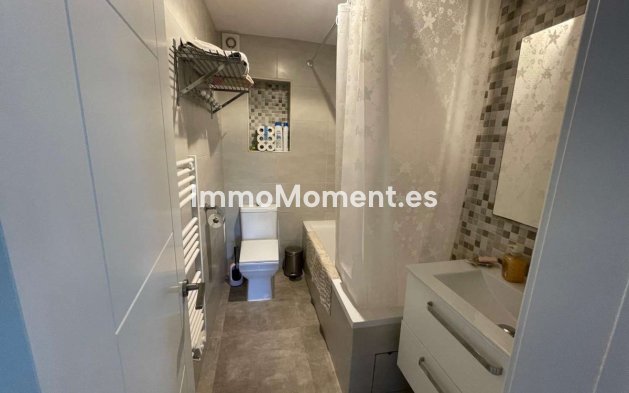 Bestaande woning - Villa - Binnenland  - Alhaurín el Grande Centro