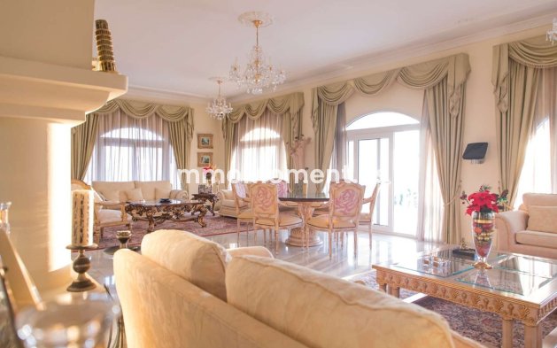 Wiederverkauf - Villa - Benalmadena - Benalmadena Centro