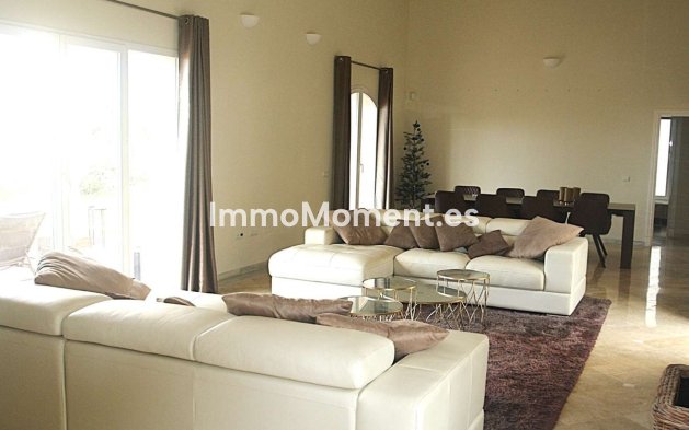 Reventa - Villa - Interior  - Istán