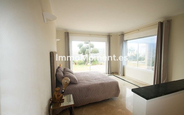 Reventa - Villa - Interior  - Istán