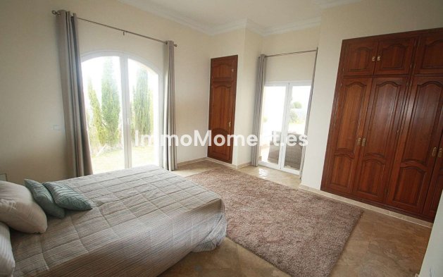 Reventa - Villa - Interior  - Istán