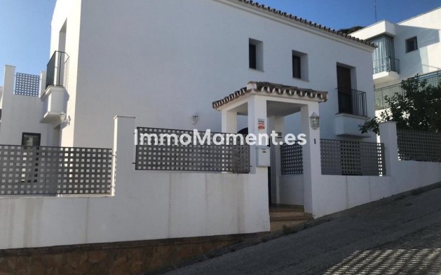 Wiederverkauf - Villa - Benalmadena - Benalmadena Centro