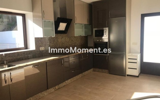 Wiederverkauf - Villa - Benalmadena - Benalmadena Centro