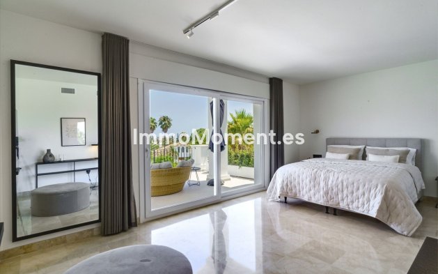 Wiederverkauf - Villa - Marbella - Nueva Andalucía