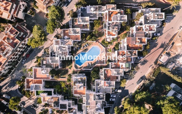 Wiederverkauf - Wohnung - Marbella - Nueva Andalucía