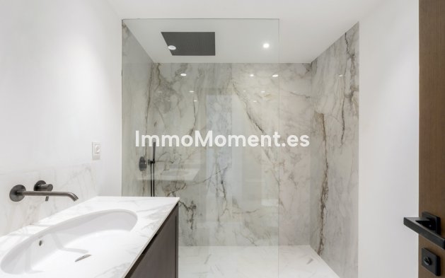 Wiederverkauf - Wohnung - Marbella - Nueva Andalucía