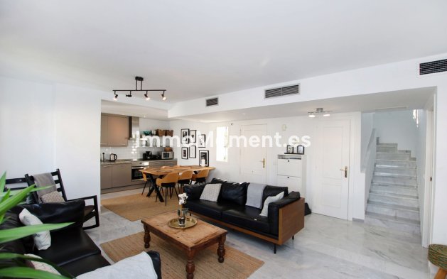 Revente - Appartement - Marbella - Nueva Andalucía