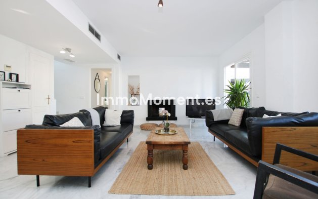 Revente - Appartement - Marbella - Nueva Andalucía